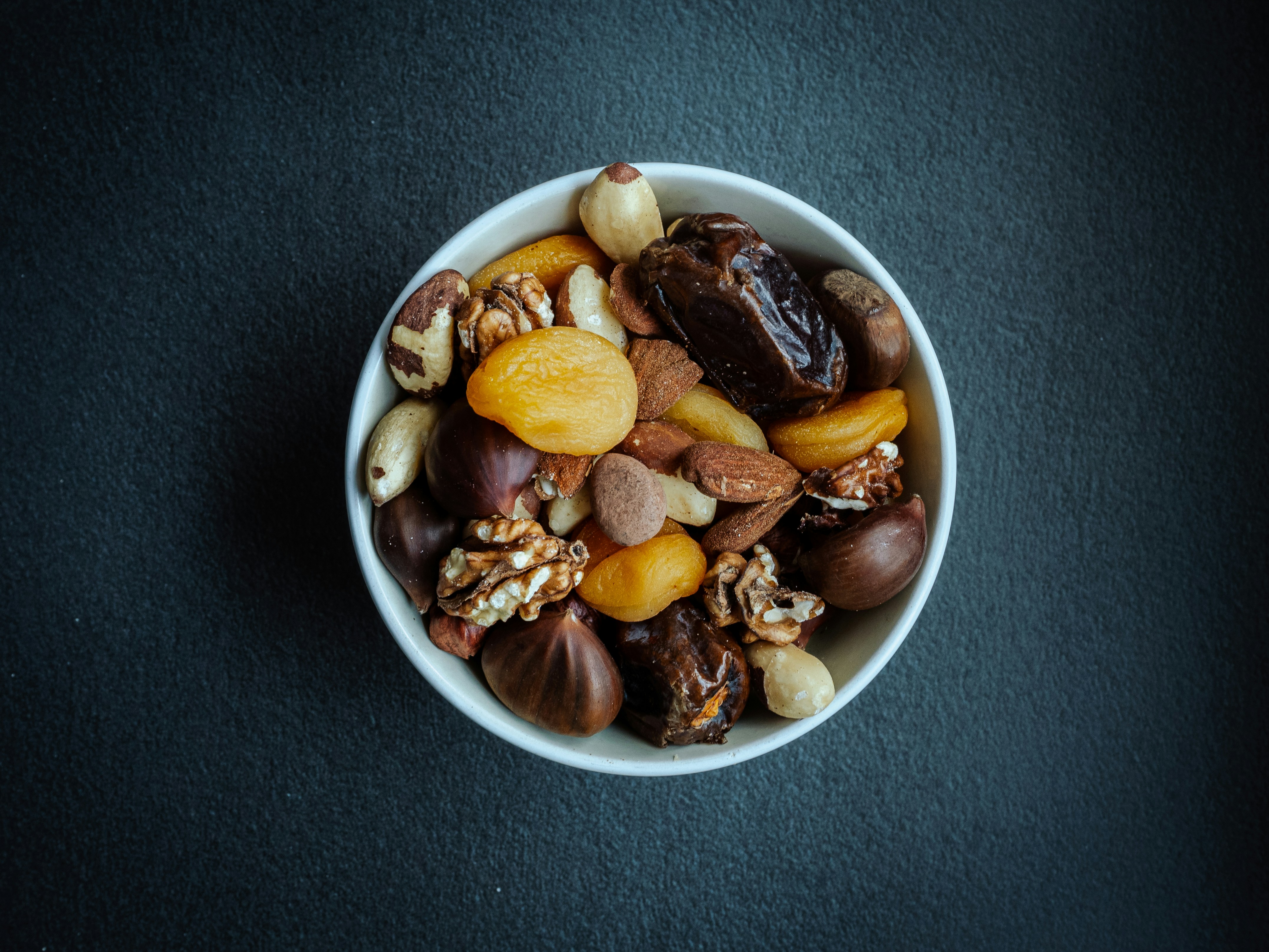 10 High-Protein Snacks That Keep You Full Without Breaking the Bank
